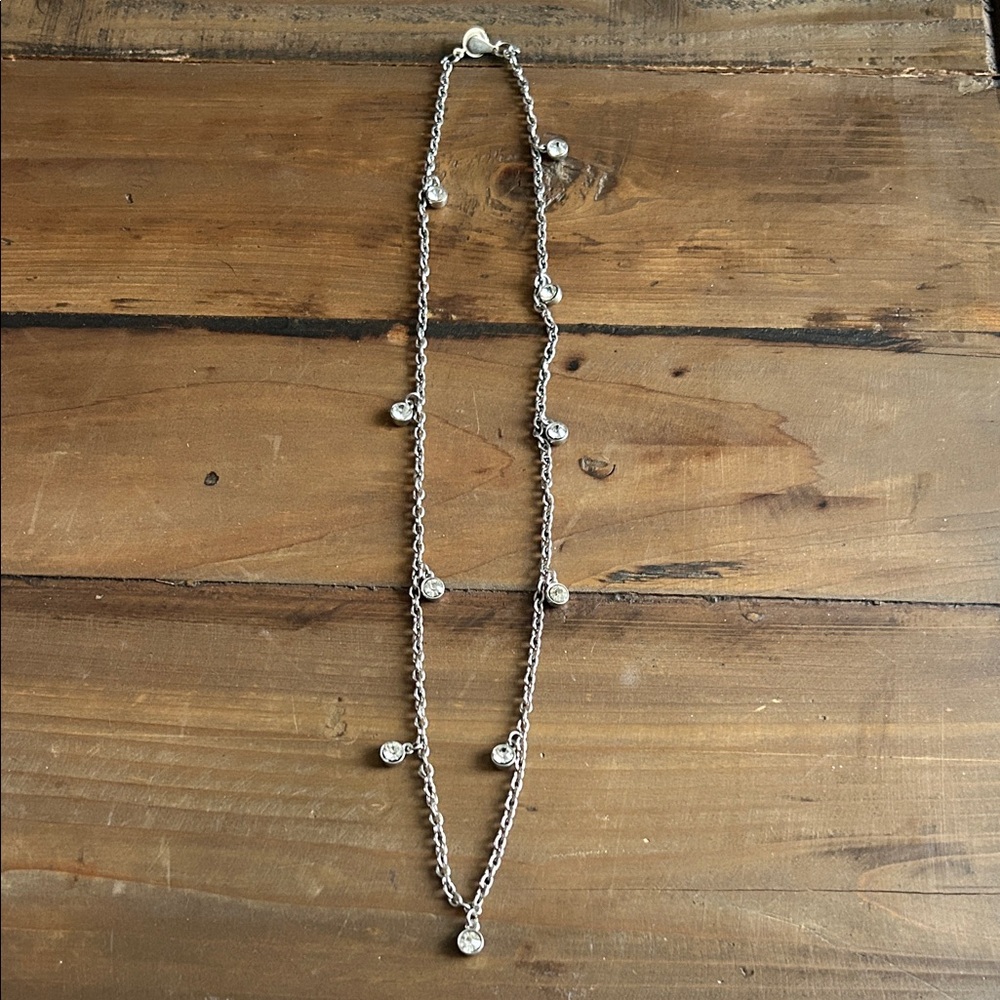 Elegant Silver Necklace with Crystal Accents